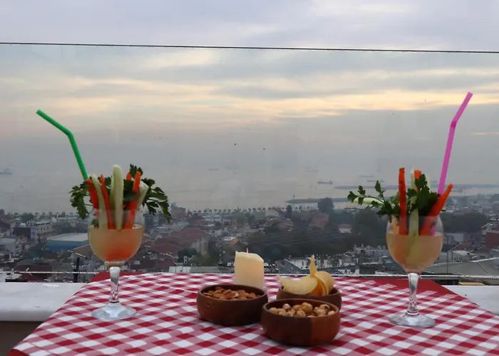 Отель Recital 3*