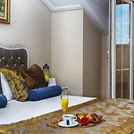 Hotel Recital